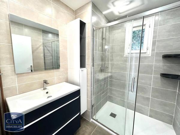 Appartement à louer 3 pièces 65.09m² Dunières (43220)