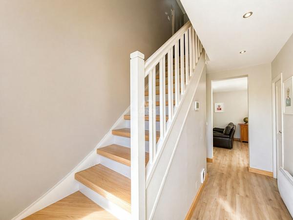 Maison Verneuil Sur Seine 6 pièce(s) 115 m2 525 000 € **  - Référence  1108