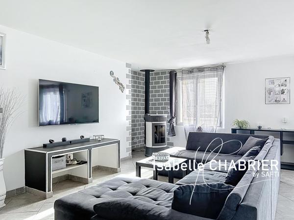 LEZIGNE CENTRE, MAISON AVEC 4 CHAMBRES