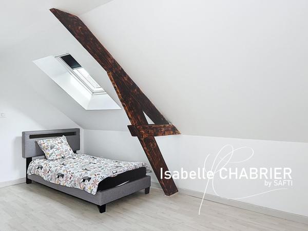 LEZIGNE CENTRE, MAISON AVEC 4 CHAMBRES