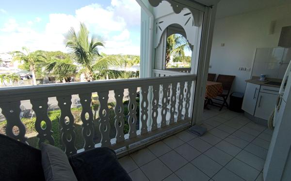 Appartement à louer    1 pièce •  Saint-François