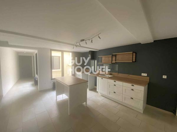 Appartement spacieux avec terrasse à louer à LAON PLATEAU - 5 pièces, 1140m²