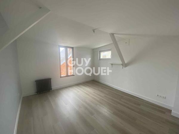 Appartement spacieux avec terrasse à louer à LAON PLATEAU - 5 pièces, 1140m²