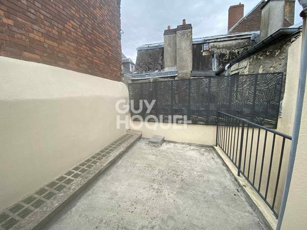 Appartement spacieux avec terrasse à louer à LAON PLATEAU - 5 pièces, 1140m²
