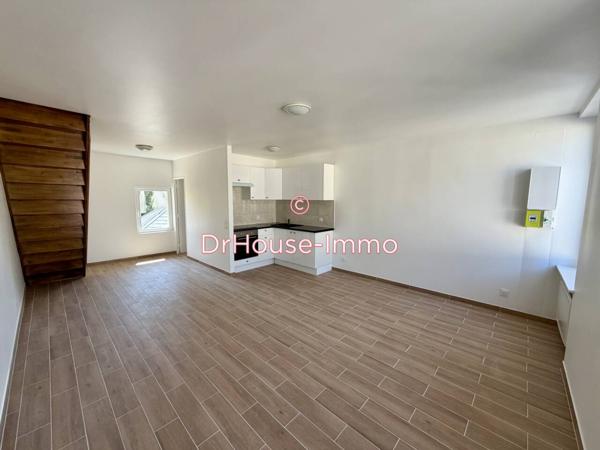Appartement à louer 3 pièces de 49 m²