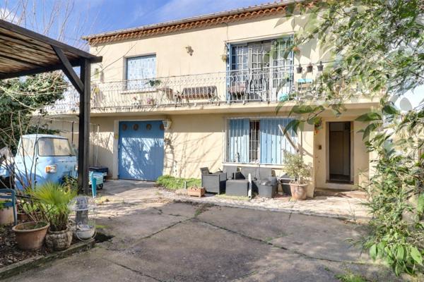 A VENDRE SORGUES Maison 3 pièce(s) 100m²