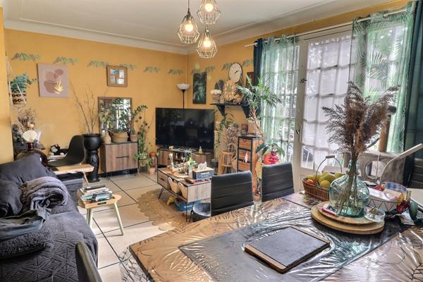 A VENDRE SORGUES Maison 3 pièce(s) 100m²