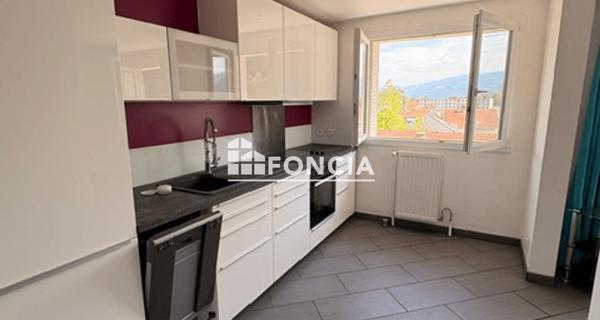 Location Studio 34.43 m² - Gières 38610