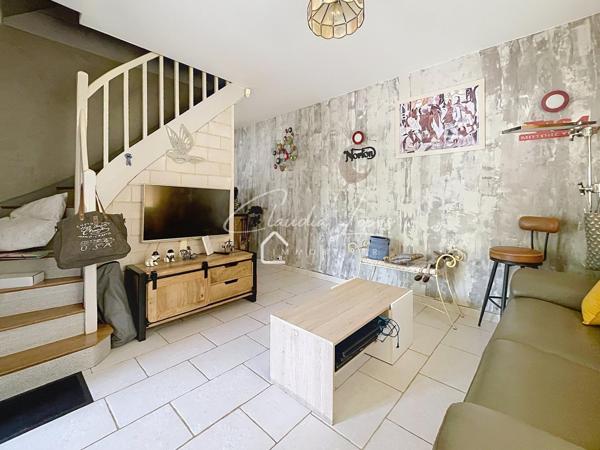 Maison familiale 5 pièces, Dépendances/ grand garage/atelier