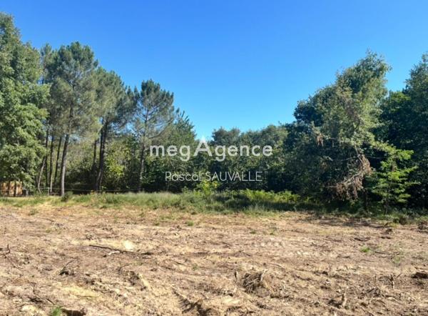 Terrain à LA CHAPELLE-GONAGUET, 24350 - 1480m²