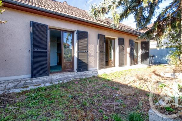 Maison à vendre  5 pièces - 91,76 m 2   VIGNEUX SUR SEINE  - 91