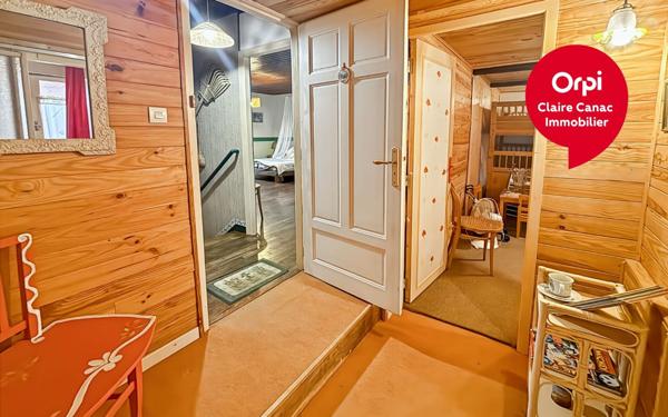 Maison à vendre    9 pièces •  Saint-Pierre-de-Trivisy