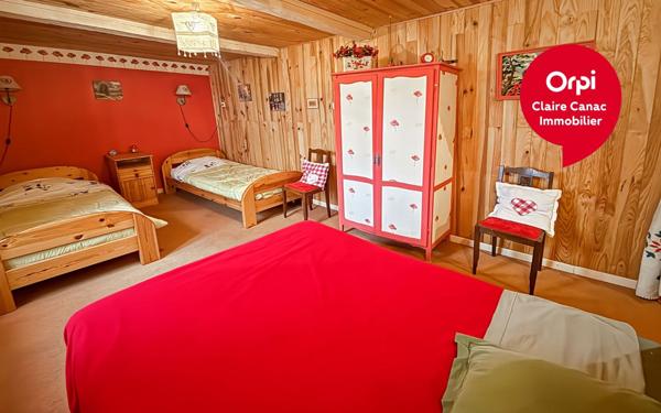 Maison à vendre    9 pièces •  Saint-Pierre-de-Trivisy