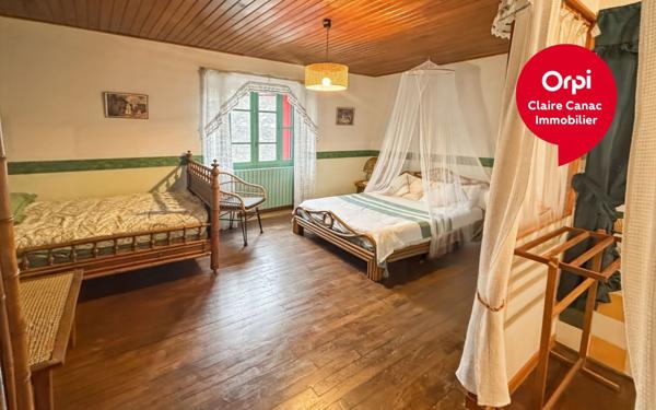 Maison à vendre    9 pièces •  Saint-Pierre-de-Trivisy