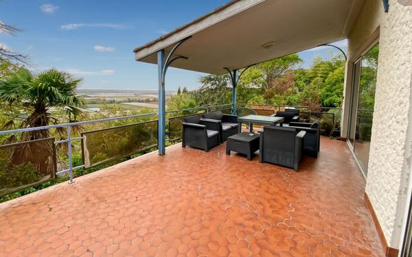 Maison à vendre    5 pièces •  Lafrançaise