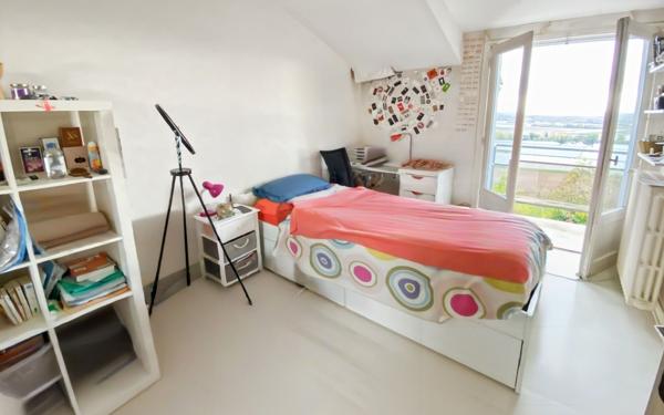 Maison à vendre    5 pièces •  Lafrançaise