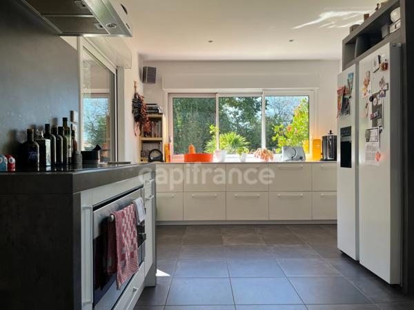 Maison contemporaine de plain-pied à COEX – calme, confort et nature - à pied du centre ville