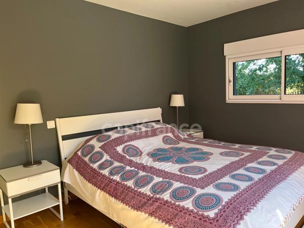 Maison contemporaine de plain-pied à COEX – calme, confort et nature - à pied du centre ville