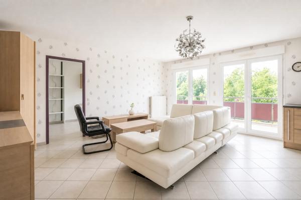 Appartement
         4 pièces
        - 90 m² Exclusivité 409 000 € *