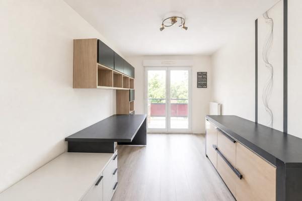 Appartement
         4 pièces
        - 90 m² Exclusivité 409 000 € *