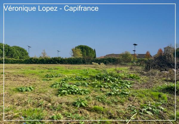 Brax, à proximité d'Agen, beau terrain plat et viabilisé de 769 m²