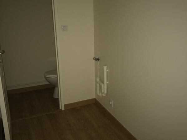 Location Appartement 4 pièces Issoudun (36100) - STALINIGRAD