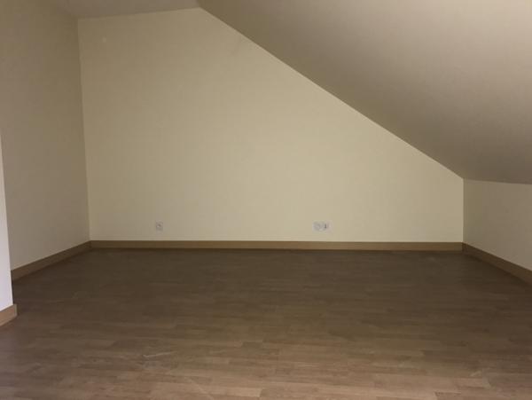 Location Appartement 4 pièces Issoudun (36100) - STALINIGRAD