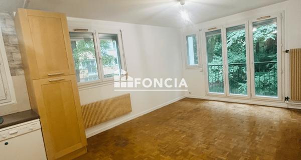 Location Appartement 5 pièces 83.19 m² - Villiers-sur-orge 91700