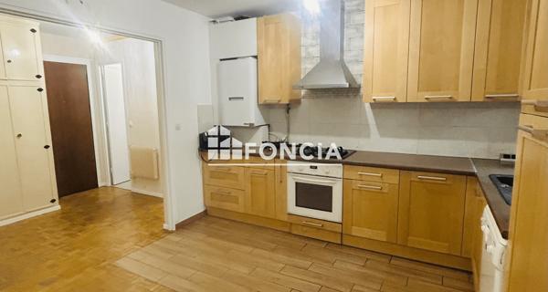 Location Appartement 5 pièces 83.19 m² - Villiers-sur-orge 91700