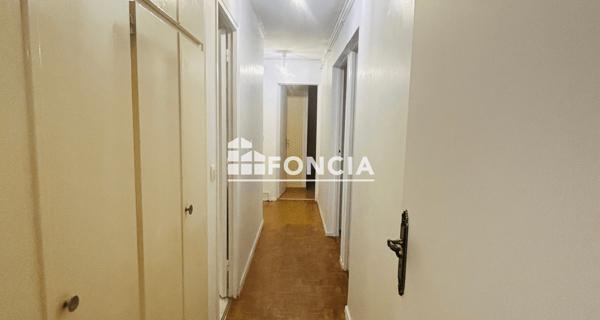 Location Appartement 5 pièces 83.19 m² - Villiers-sur-orge 91700