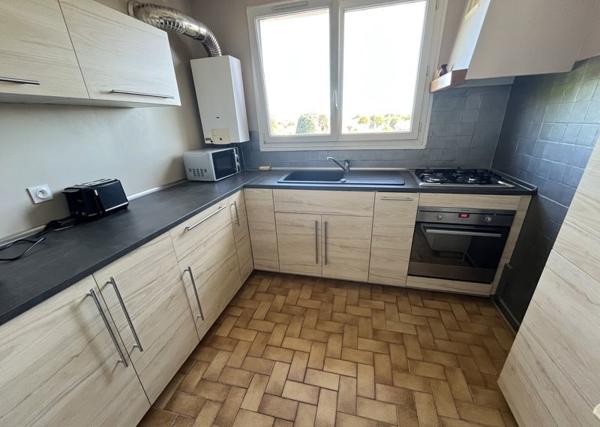 Appartement à vendre 161 000 € Les Clayes-sous-Bois 3 p 58,5 m² DPE E