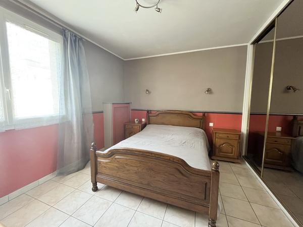 Appartement à vendre 161 000 € Les Clayes-sous-Bois 3 p 58,5 m² DPE E