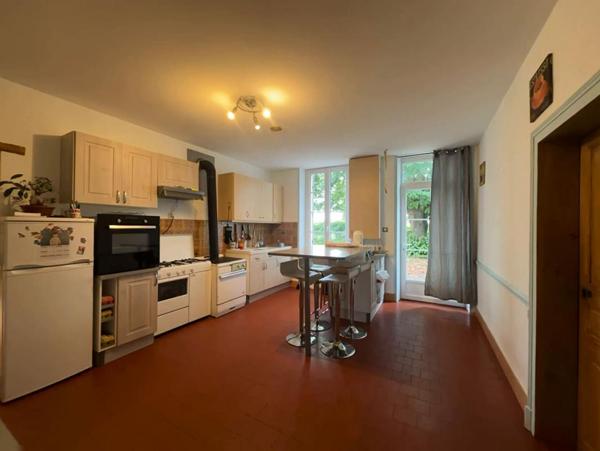 Maison à Poulaines de 160 m²