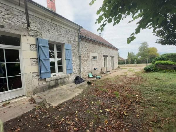 Maison à Poulaines de 160 m²