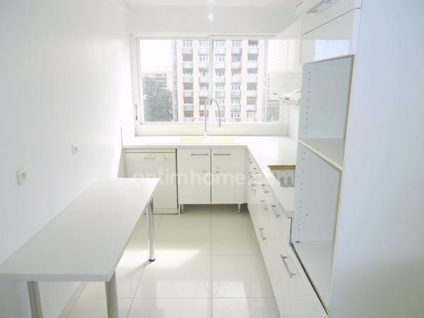 Sarcelles - Paul Herbé - F5 / 3 Chambres avec cave et Place de Parking - 89 m2 - 189 000 € FAI