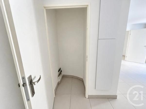 Appartement T1 à vendre  1 pièce - 39 m 2   COGOLIN  - 83