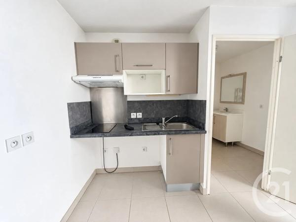 Appartement T1 à vendre  1 pièce - 39 m 2   COGOLIN  - 83