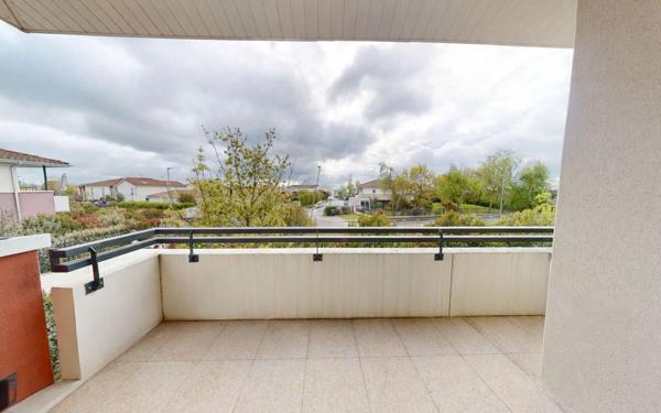 Appartement à vendre    3 pièces • 65 m2 Cugnaux