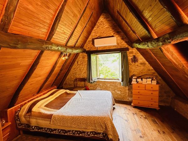 Maison de campagne avec maison d'amis, piscine et jardins privés près de Gourdon