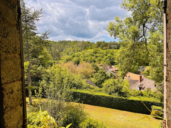 Maison de campagne avec maison d'amis, piscine et jardins privés près de Gourdon