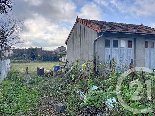 Terrain à vendre  800 m2 RIOM - 63