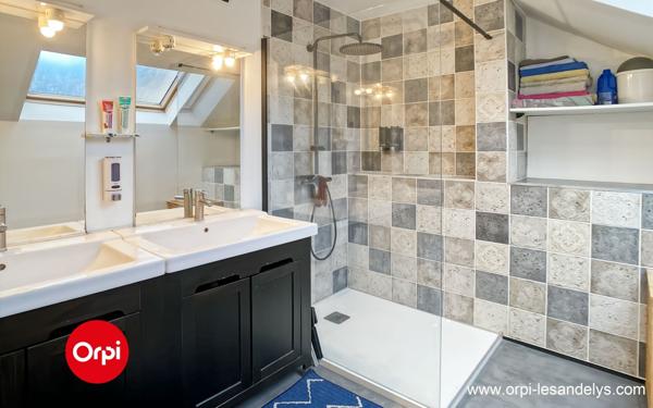 Maison à vendre    4 pièces • 103 m2 Charleval