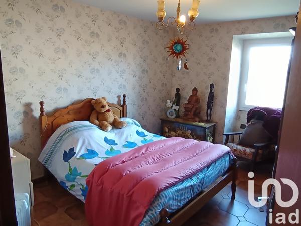 Mas 5 pièces de 123 m² à Les Assions (07140)