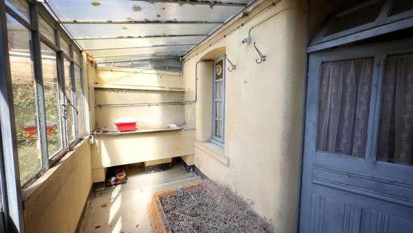Quatre bâtiments offrant un fort potentiel au cœur d'une ville en plein essor