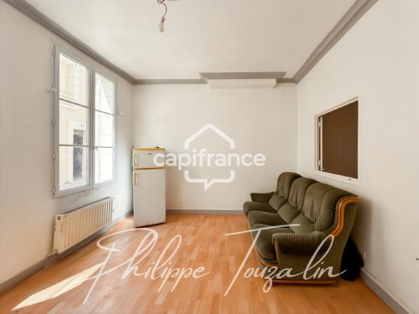 Dpt Vienne (86), à vendre CHATELLERAULT Immeuble de rapport – 220 m² – 8 logements – Quartier historique CHATELLERAULT (86)