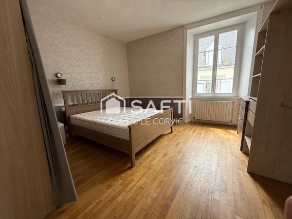 APPARTEMENT DE 120 M2 AU 1ER ETAGE  AVEC TERRASSE DE 16M2 AU COEUR DE PONTIVY