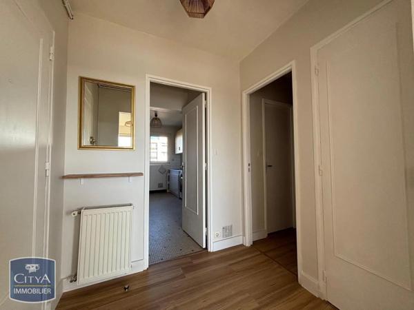 Appartement à louer 4 pièces 86.01m² Nantes (44200)