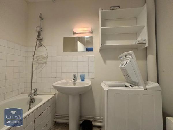 Appartement à louer 4 pièces 86.01m² Nantes (44200)