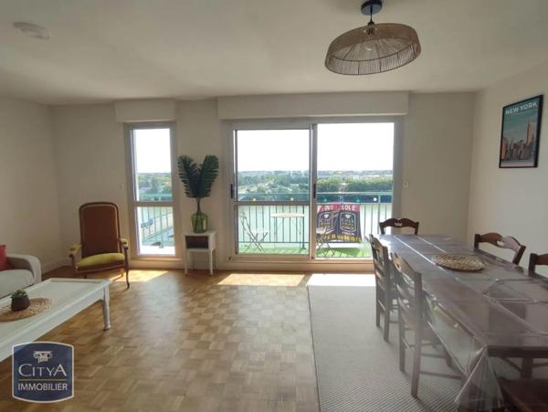 Appartement à louer 4 pièces 86.01m² Nantes (44200)