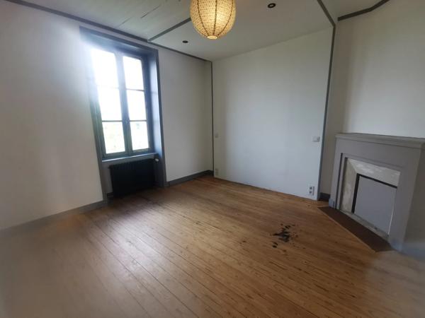 Le charme des années 30 au cœur de la ville à ROSPORDEN (29)